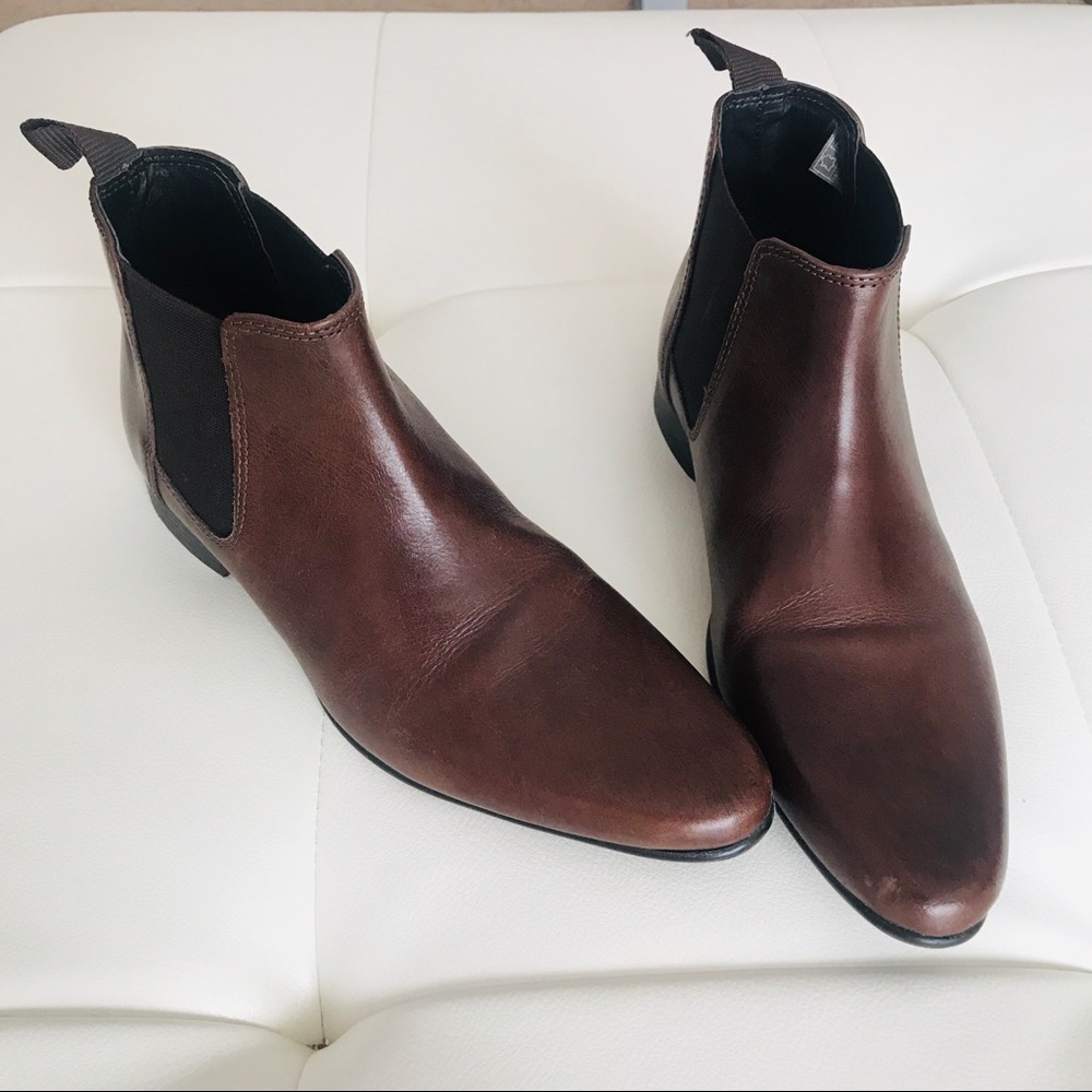 ASOS Chelsea boots size 6 US